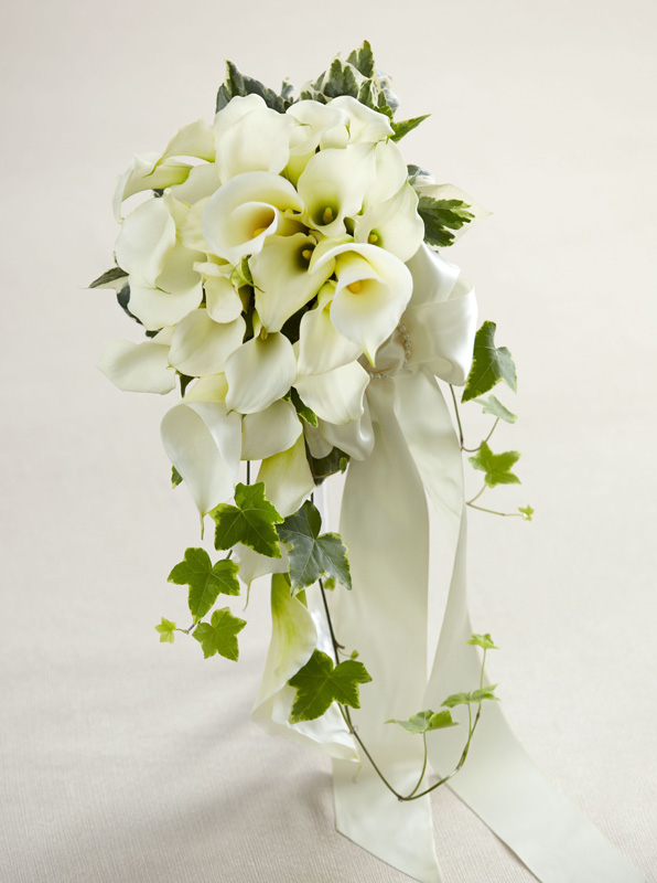  White Chapel Bouquet
