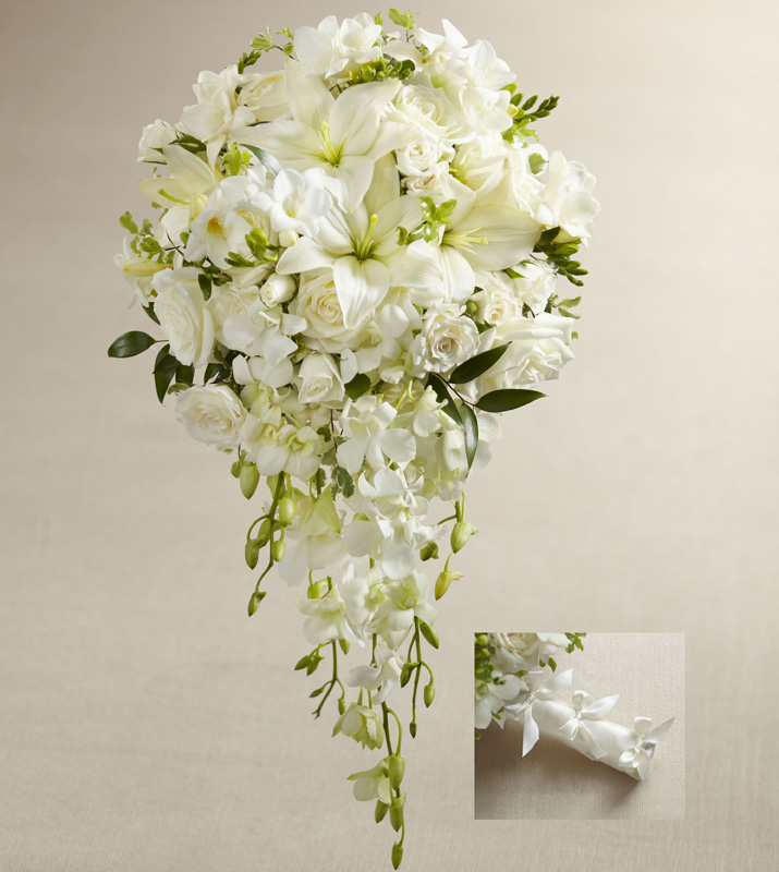  White Wonders Bouquet